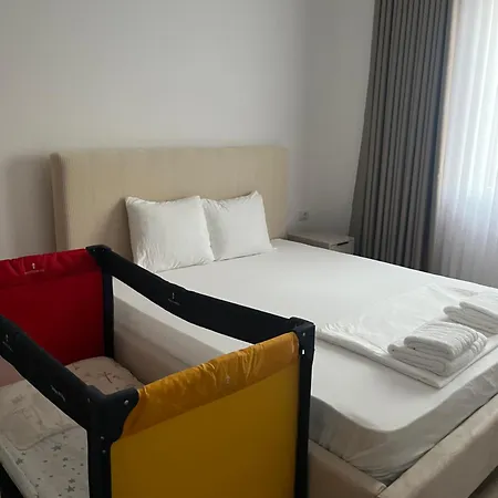 Pineamare Golem, Durres Apartamento *
